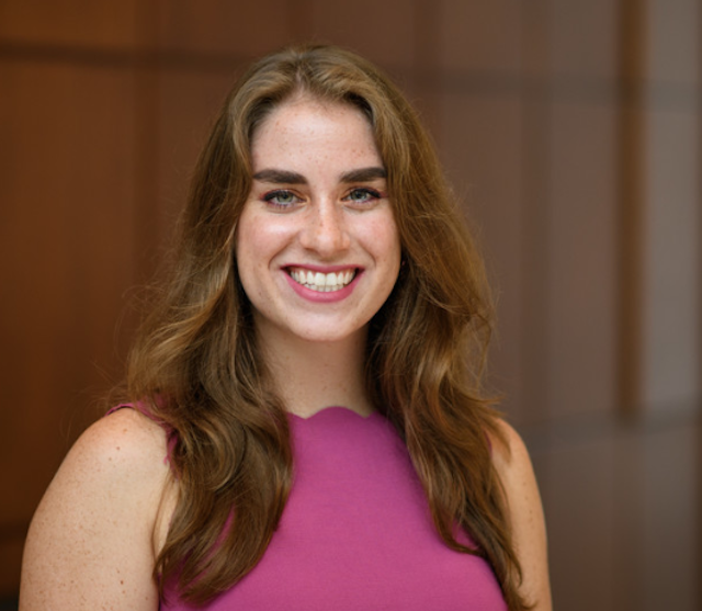 Emma Levin Headshot