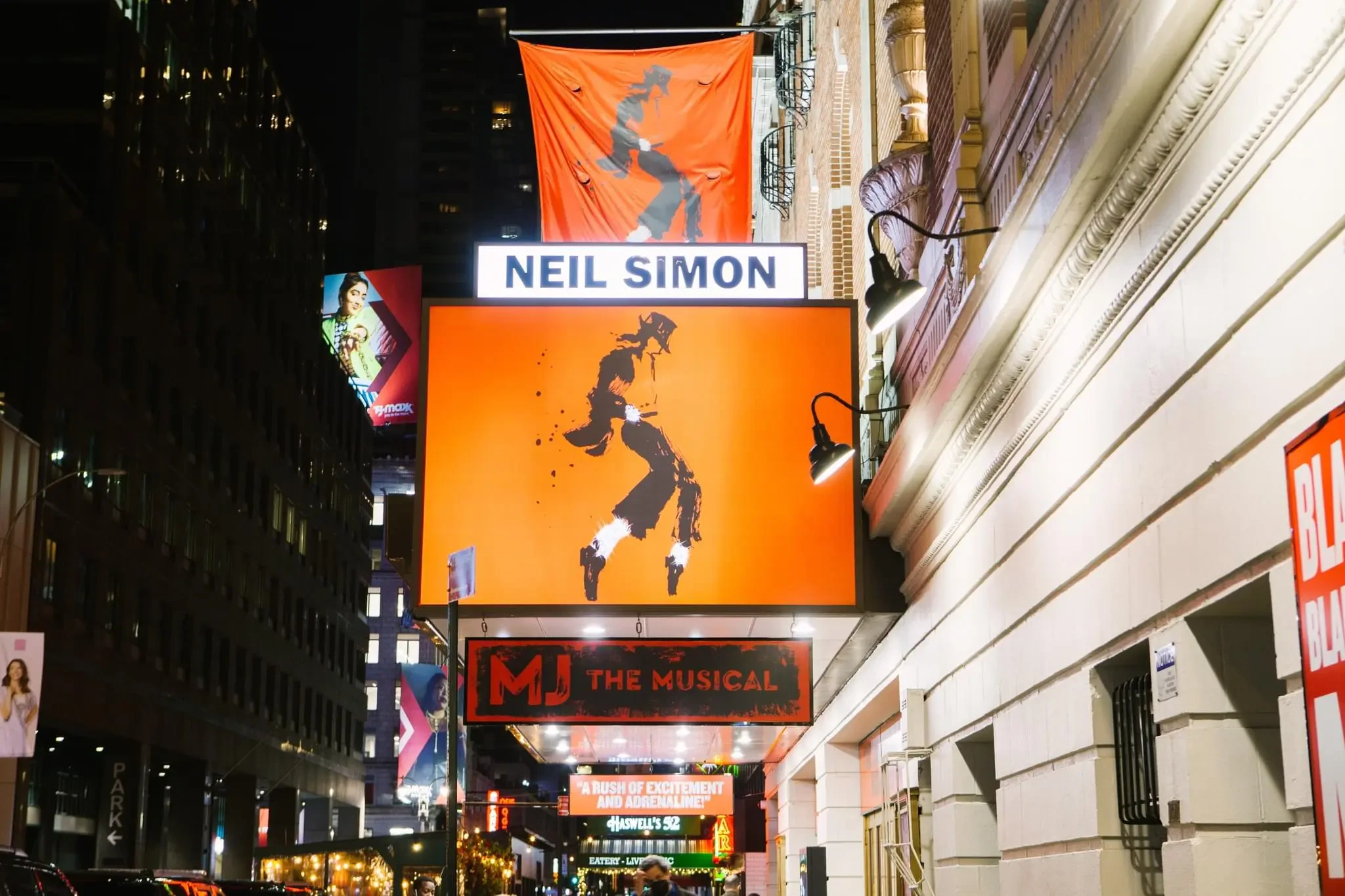 Neil Simon Theatre on Broadway