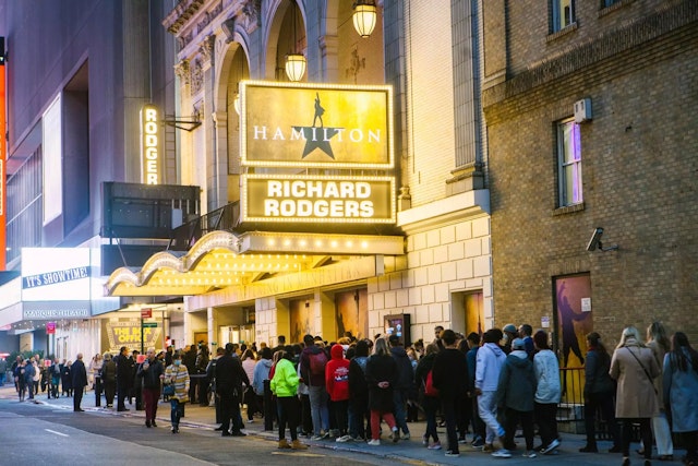 Hamilton-Broadway-Musical