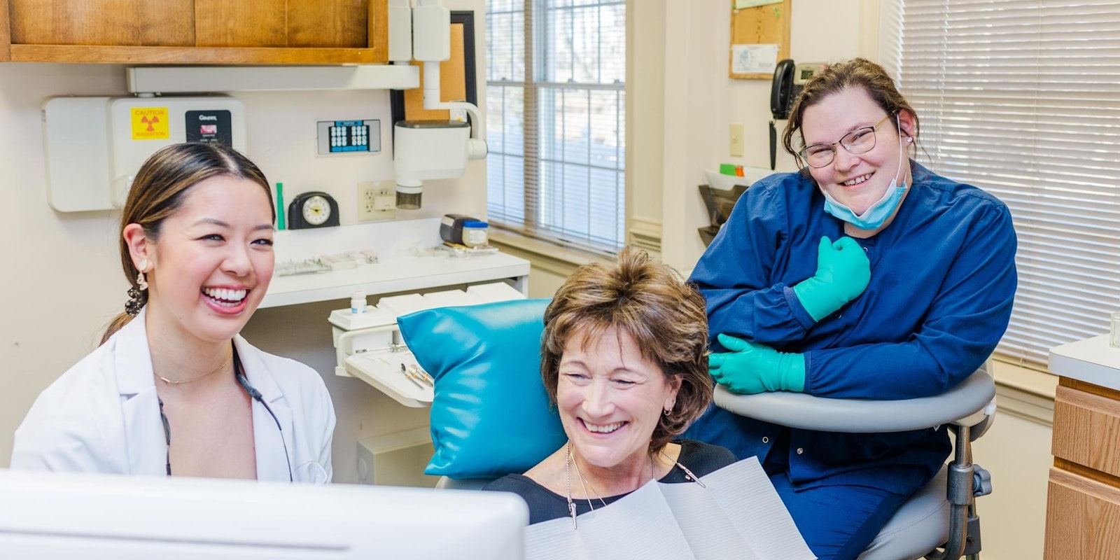 New Patients: Atlee Fammily & Cosmetic Dentistry